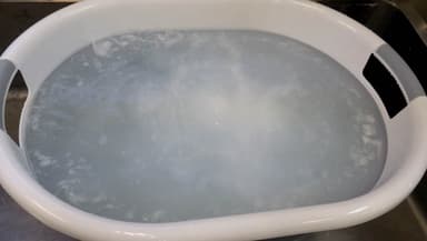 発泡シーン