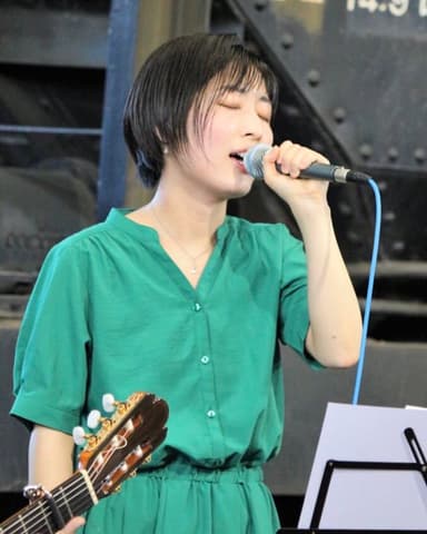 熊谷出身シンガー　上野友梨奈イメージ
