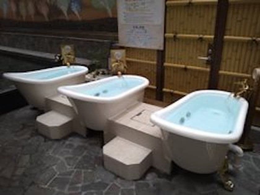 天然温泉テルマー湯にαトリノ水を使用した
『中性電解水風呂』がグランドオープン！
