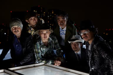 アーティスト写真(サブ)