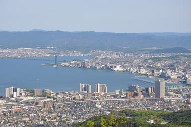 夢見が丘展望台からの眺望（びわ湖　大津市街）