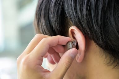 耳あな型補聴器イメージ