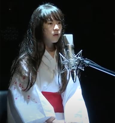 小学生怪談師・美霊(12歳・小学6年生)