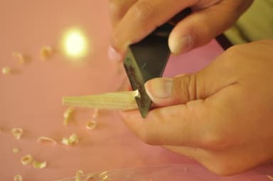 過去のお箸づくりの様子(2)