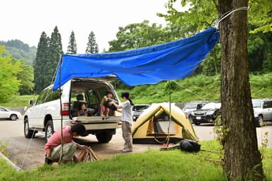 自家用車を避難生活空間に