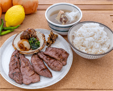特製牛たん弁当 5枚 2&#44;200円