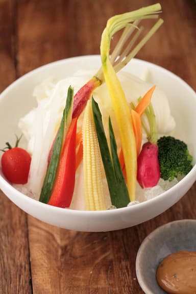 朝採り三浦野菜の味噌ディップ