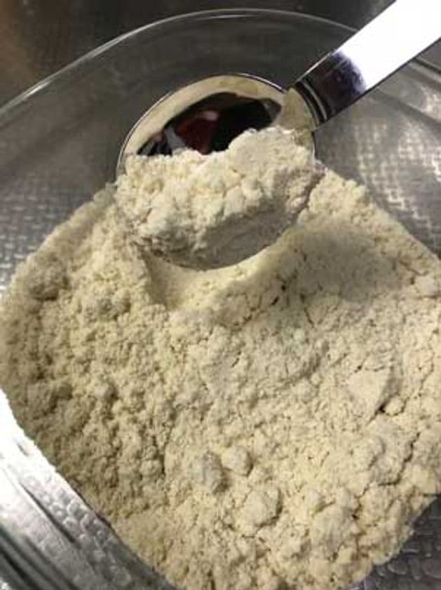 4つの植物由来乳酸菌「ABM(R)乳酸菌」が生きたまま腸に届く！
　これまで無かった生きた乳酸菌だけのパウダーが登場