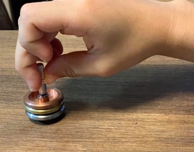 コマ回しイメージ