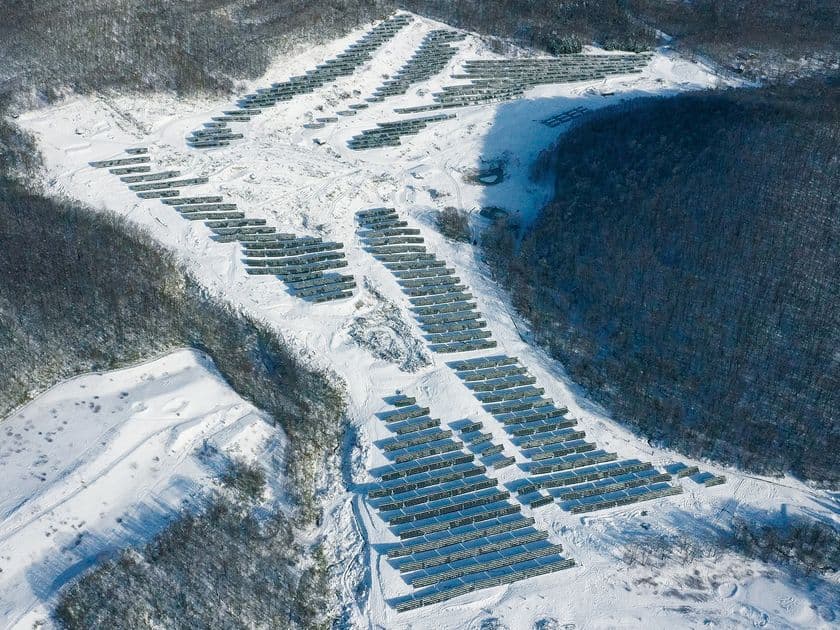 ブルーキャピタルマネジメント 
大容量蓄電池併設型太陽光発電所 稼働開始
(北海道赤井川)