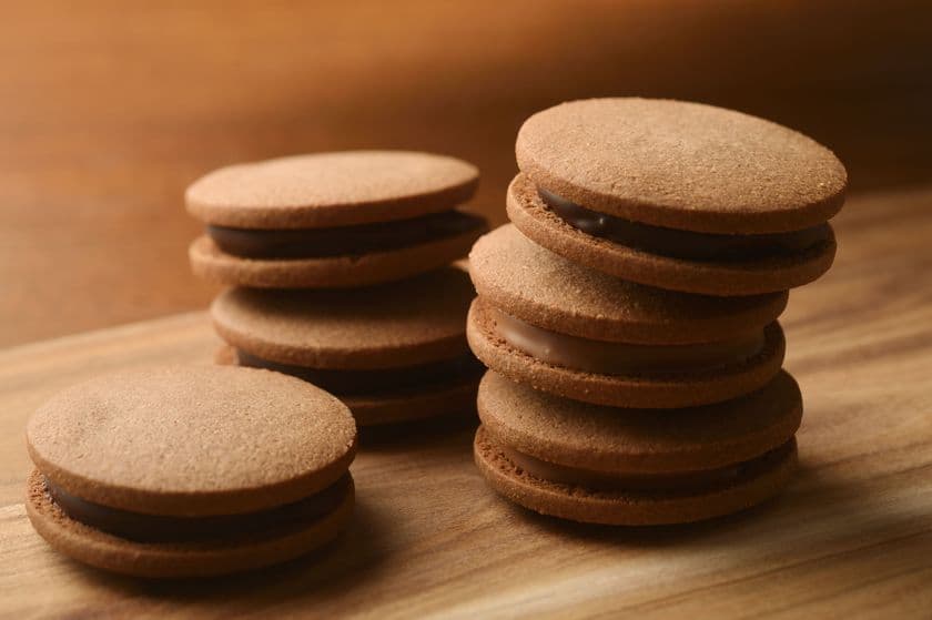 2021バレンタインは“サクっとチョコ密”で　
バリイレイトより「サンドクッキー」が新登場！