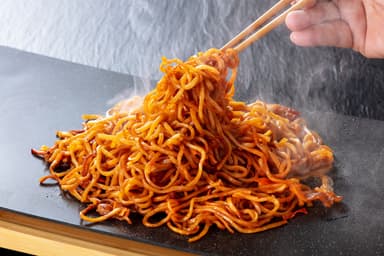 「赤から焼きそば」イメージ3