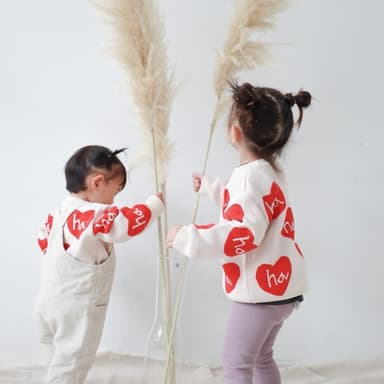 Heart motif knit