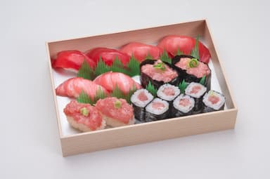 生本まぐろづくし