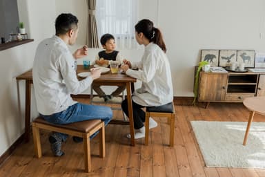 リビングやダイニングなのどの生活空間に溶け込む