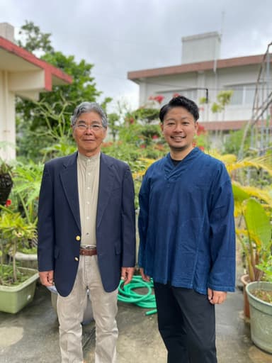 上原と大家さんの具志さん