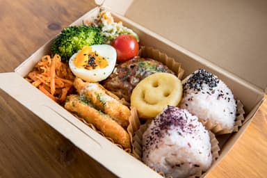 ランチBOX