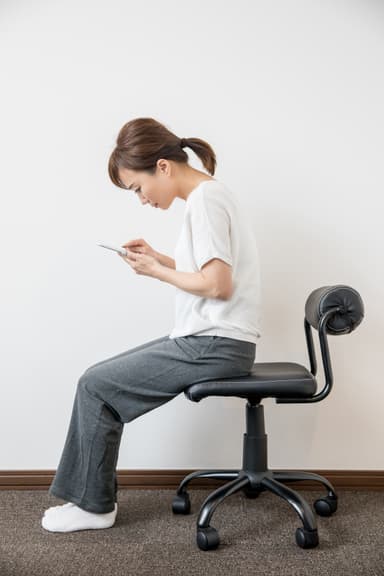 スマホ巻き肩