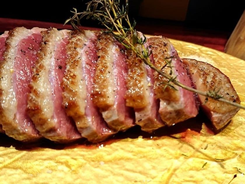 父の日に鴨肉を送ろう！
フォアグラテリーヌのプレゼント企画を実施！