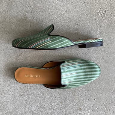 「Kimono Flat Mule」価格 19&#44;800円(税込)