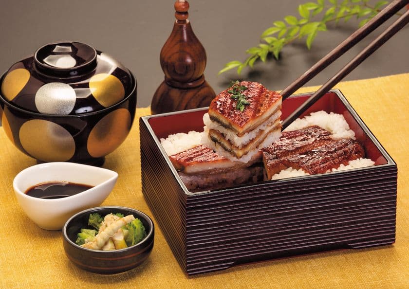 炙り寿司が名物「寿司虎」の新店「活魚！！寿司虎亭」　
『うなぎ二段重』など初夏の限定メニューが登場　
リニューアルで増えた個室が人気
