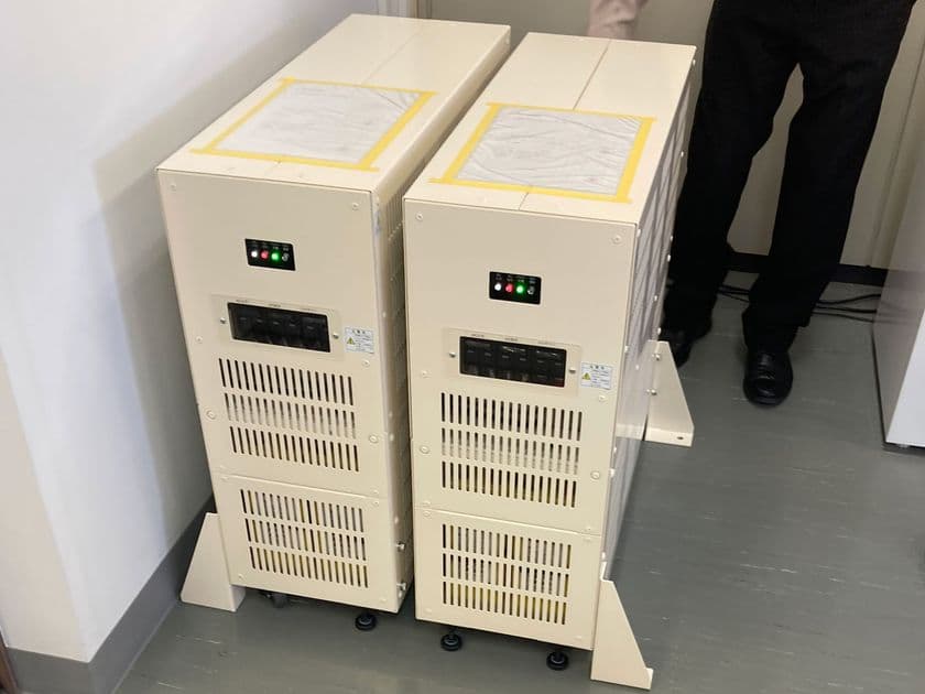 旭川市の新型コロナウイルスワクチン保管用フリーザーに
IoT無停電電源装置を導入