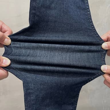 伸長率96.8％のストレッチ