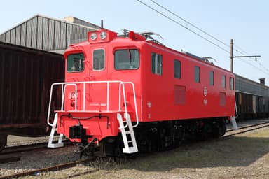 電気機関車　イメージ