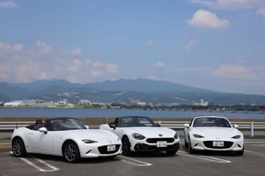 アバルト124スパイダーとマツダロードスター乗り比べ2