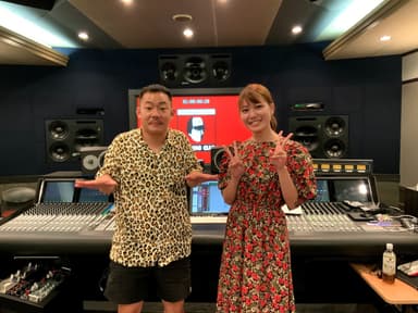 声優を務めてくださった伊藤さん(右)と酒井さん(左)