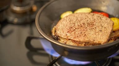 お肉