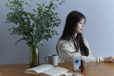女性2