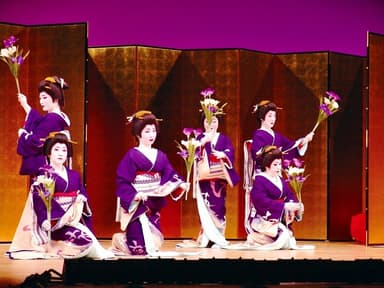 芸者踊り2