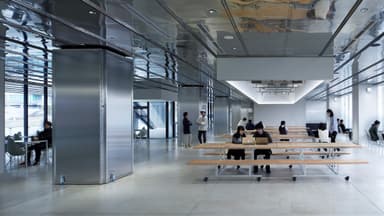 工学院大学八王子キャンパスLC-8(飯島直樹デザイン室、2017年)