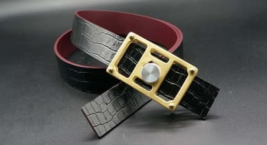 クロコダイルと高級感あるサンタナのリバーシブル