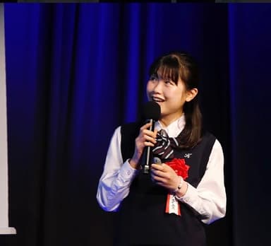 受賞式でのプレゼンテーション