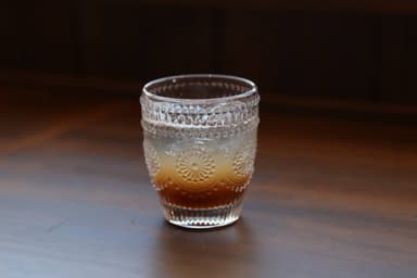 炭酸で割ったジンジャーエール 2