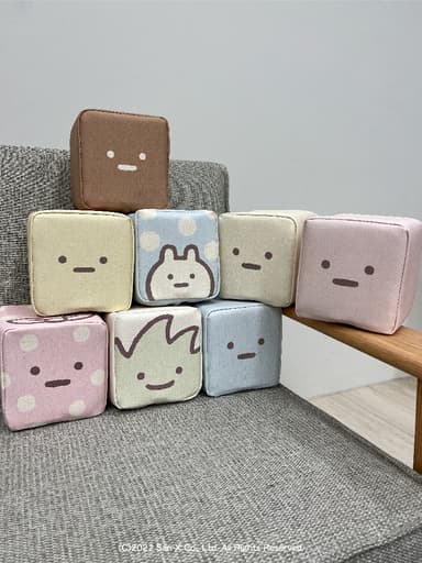 ソファのすみっこ