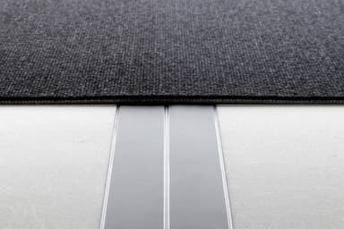 カーぺット下での使用例