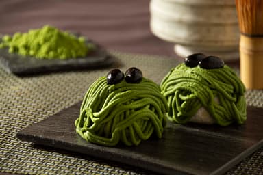 宇治抹茶と丹波黒豆のモンブラン大福