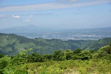 トラスト地付近から長岡市街地方面を望む