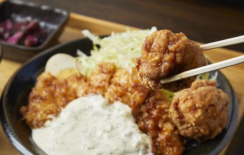 揚げたて、肉汁ジュワ～の「唐揚げ」人気店が
コロナ禍に負けずFC展開で拡大路線　
お店を増やし、「みんなをハッピーに！」