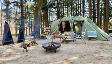 木漏れ日が気持ちい新キャンプエリア「Forest」