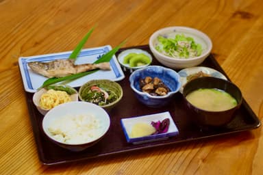 夕食
