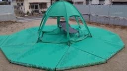 陸上設置6角テント被災地にも可