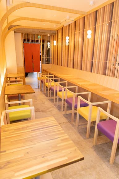 店舗内観2