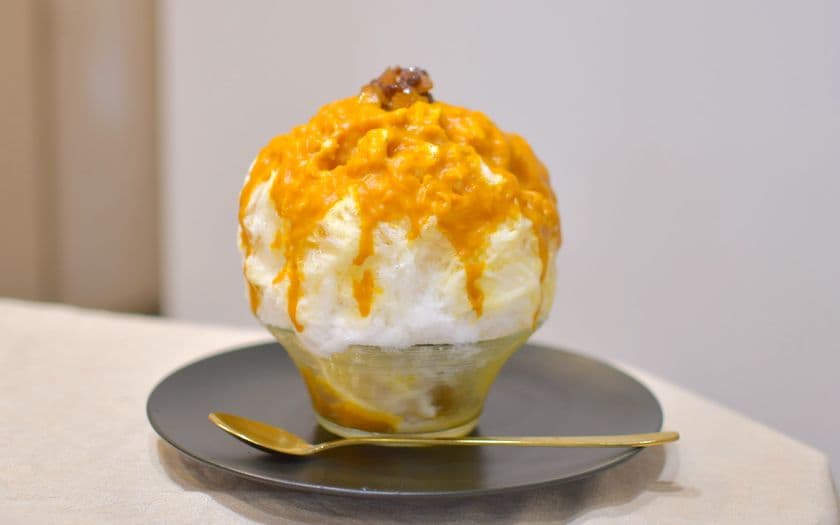 寒くてもかき氷を食べる人は多い？！
橋本の高級食パン専門店「これ半端ないって！」が
かき氷開始から売上急増　
11月8日(火)からは秋の新作かき氷2種類が新発売