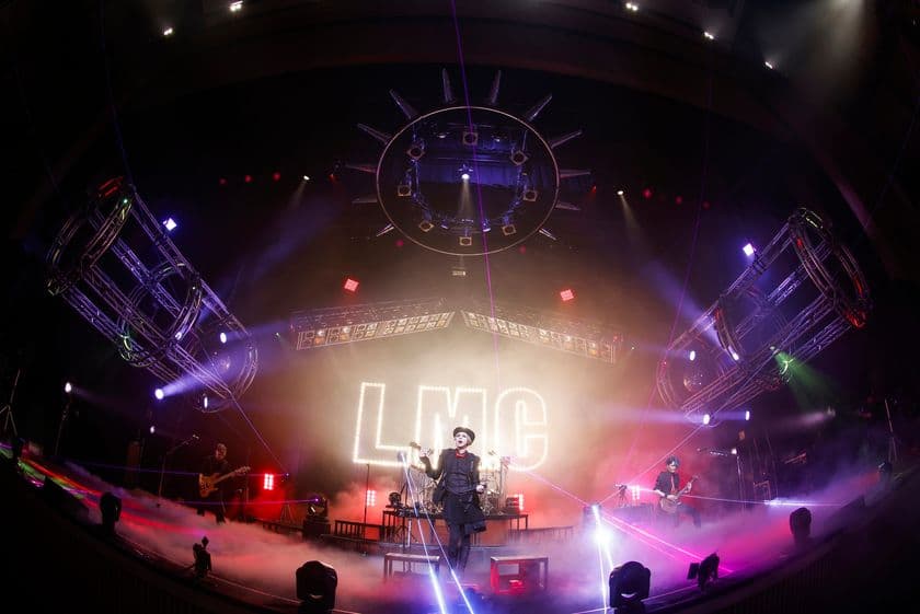 【MUSIC ON! TV（エムオン!）】
2人組ロックユニット、LM.C
9月開催のデビュー15周年ライブに
番組撮り下ろしインタビューを合わせて
12/7(水)にエムオン!で独占放送！
プレゼントキャンペーンも実施決定！