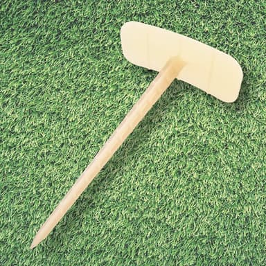 天然バイオマス、植物由来の生分解性樹脂から作った農具(マルチキーパー)