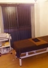 「Queen's Wax 大宮店」ベッドルーム